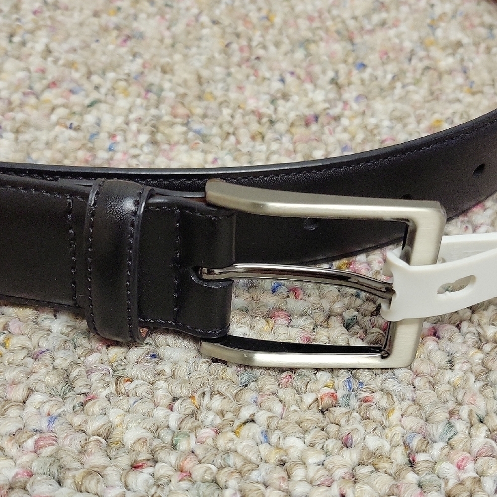 Perry Ellis Portfolio Men's Black Leather Belt New With Tags. Office Business 34